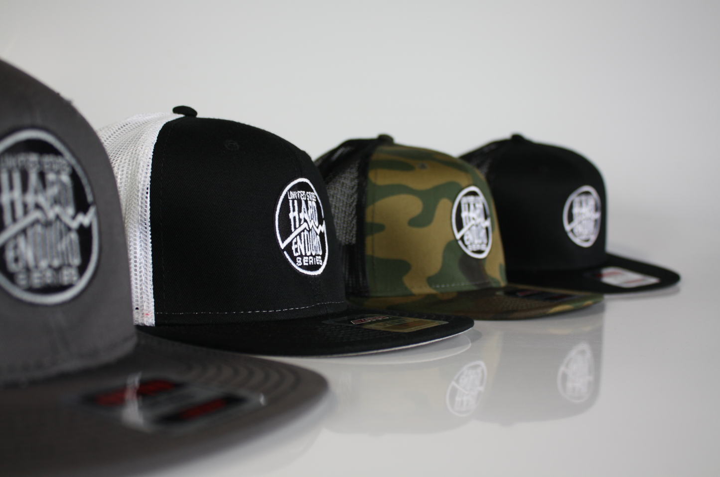 USHE - Mesh Snap Back Trucker Caps